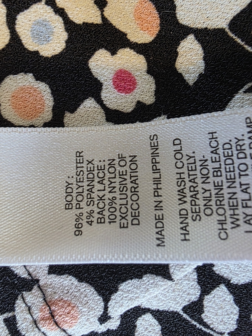 Express Black Floral Lace-Trim Sleeveless Top - Picture 6 of 6